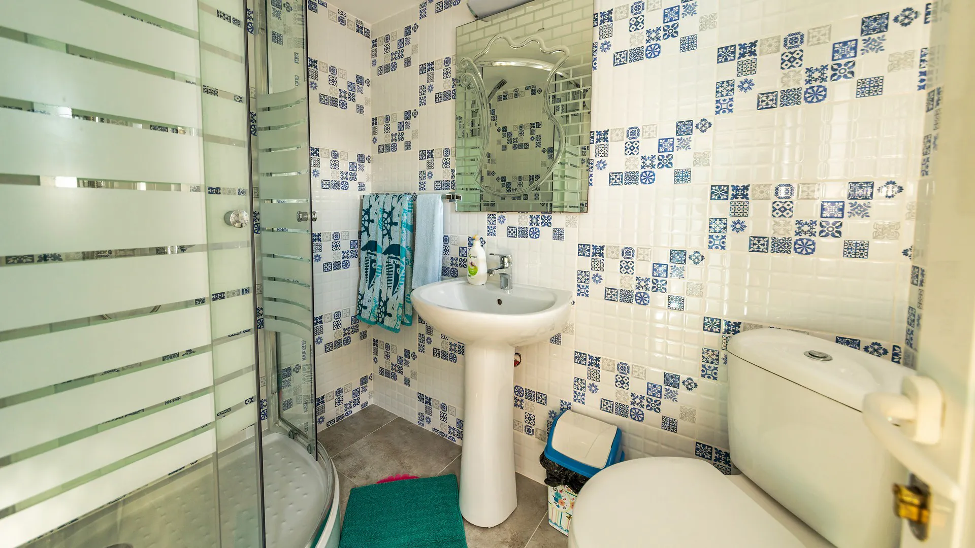 Casa Alexandru si Alexandra